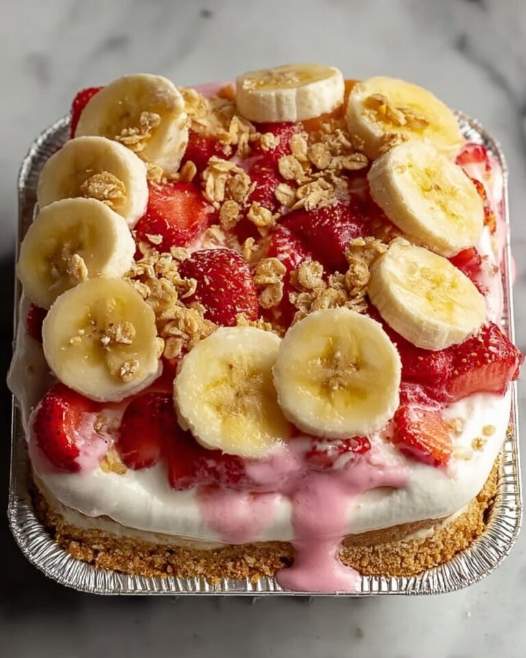 Strawberry Cheesecake Banana Pudding – A Creamy Twist on a Classic Dessert Recipe