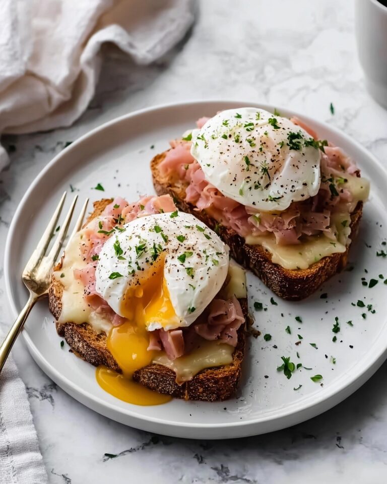 Irresistible Latke Eggs Benedict Recipe